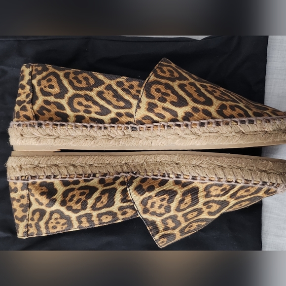 Saint Laurent Leopard Printed Espadrilles - Picture 3 of 11